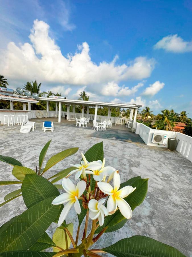 Sunset Sands Hikkaduwa Εξωτερικό φωτογραφία