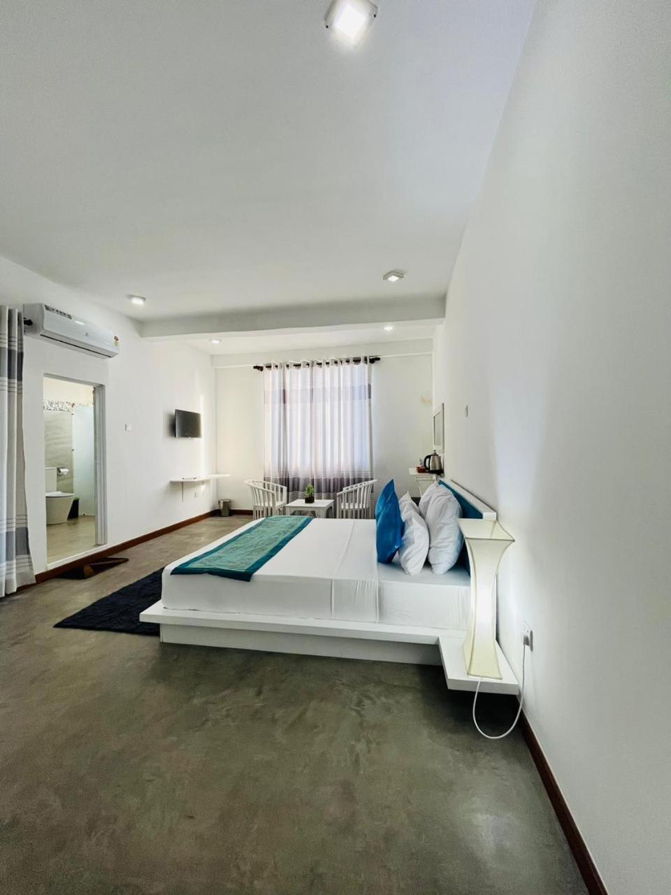 Sunset Sands Hikkaduwa Δωμάτιο φωτογραφία